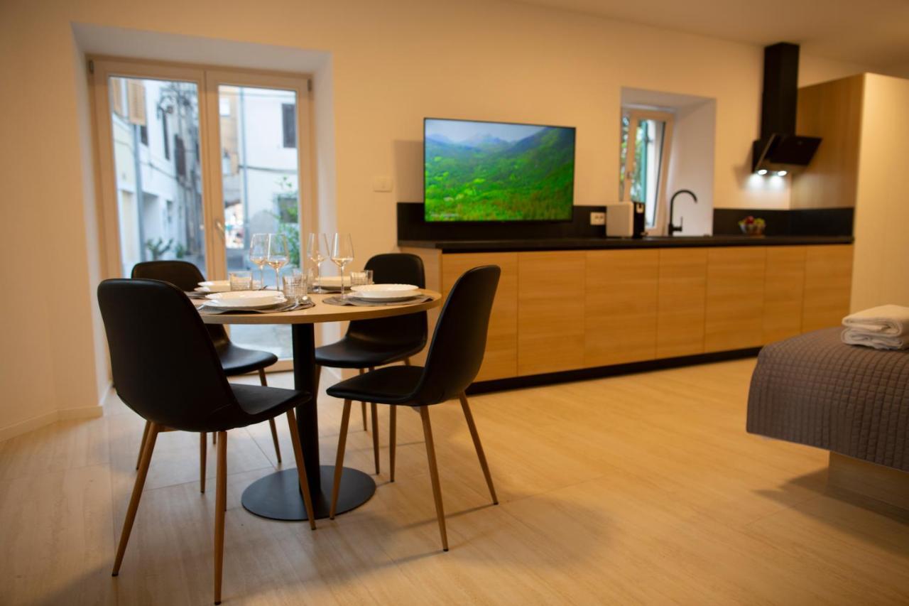Dea Del Mar Apartments إيزولا المظهر الخارجي الصورة