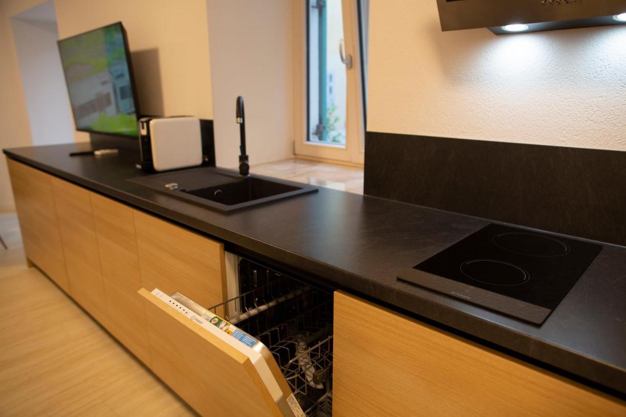 Dea Del Mar Apartments إيزولا المظهر الخارجي الصورة