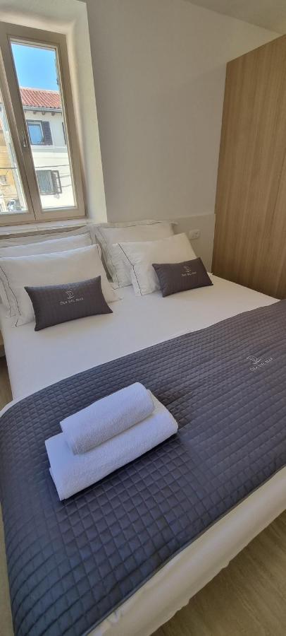 Dea Del Mar Apartments إيزولا المظهر الخارجي الصورة