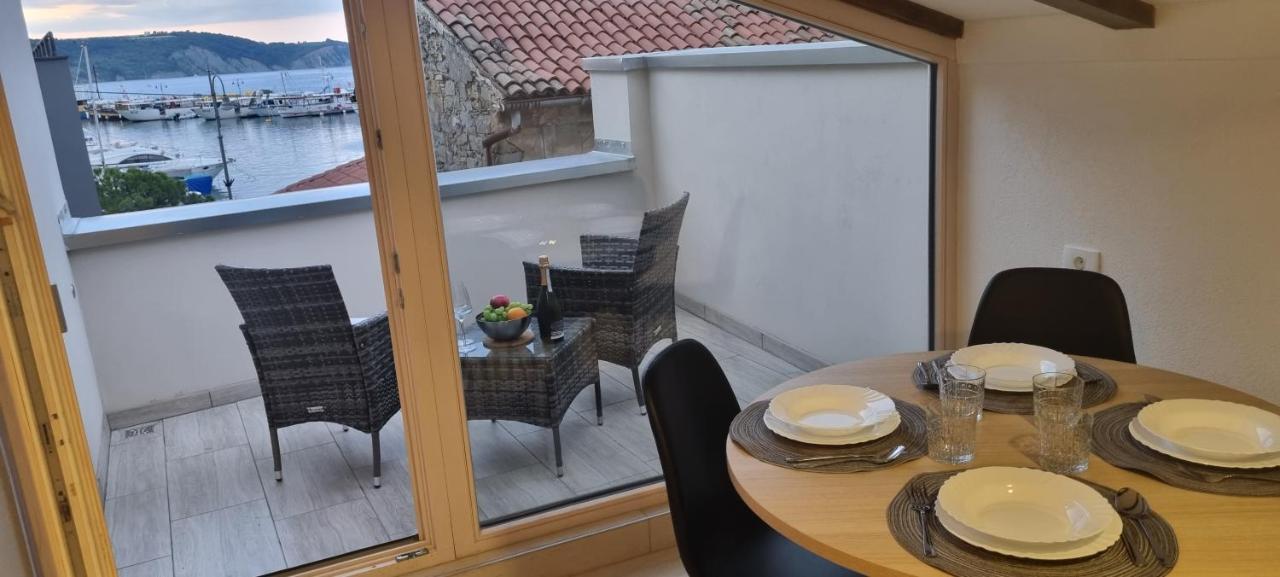 Dea Del Mar Apartments إيزولا المظهر الخارجي الصورة