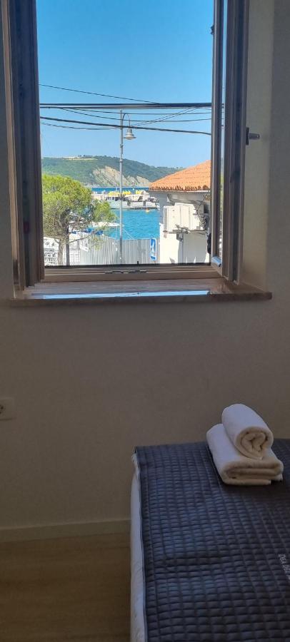 Dea Del Mar Apartments إيزولا المظهر الخارجي الصورة