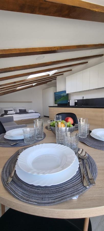 Dea Del Mar Apartments إيزولا المظهر الخارجي الصورة