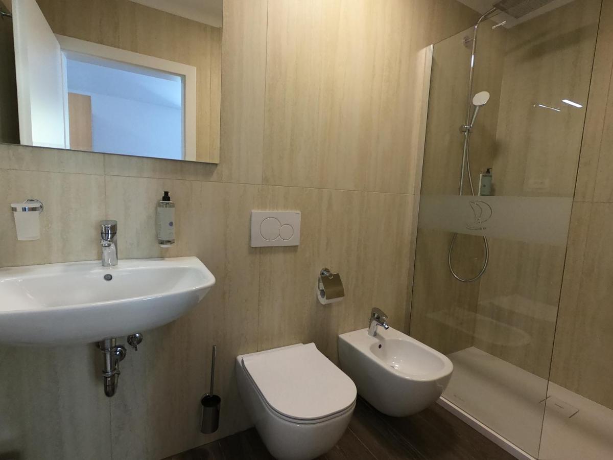 Dea Del Mar Apartments إيزولا المظهر الخارجي الصورة