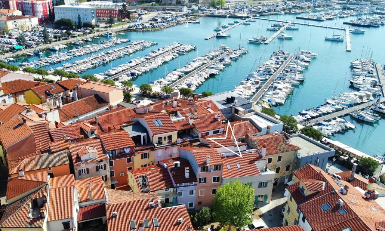 Dea Del Mar Apartments إيزولا المظهر الخارجي الصورة